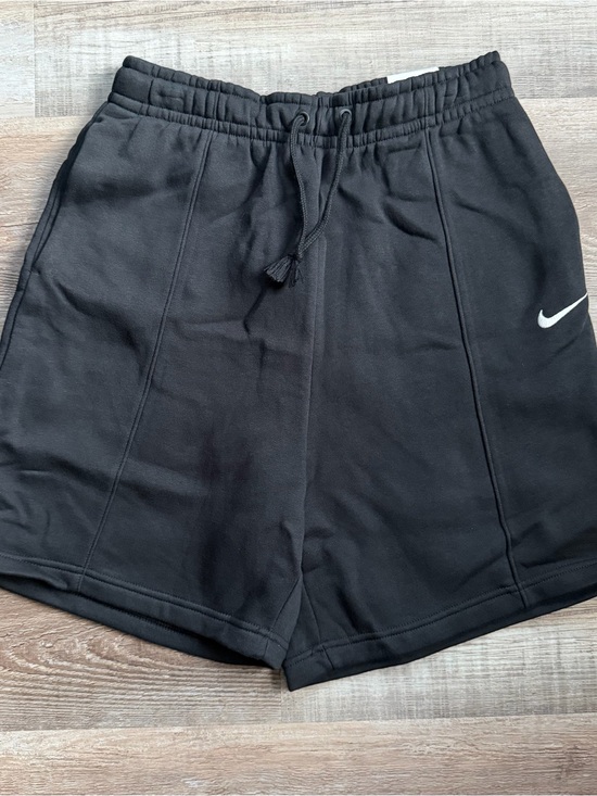 Nike Pants - NWT Nike Sportswear Essential High Rise Fleece Shorts Small
